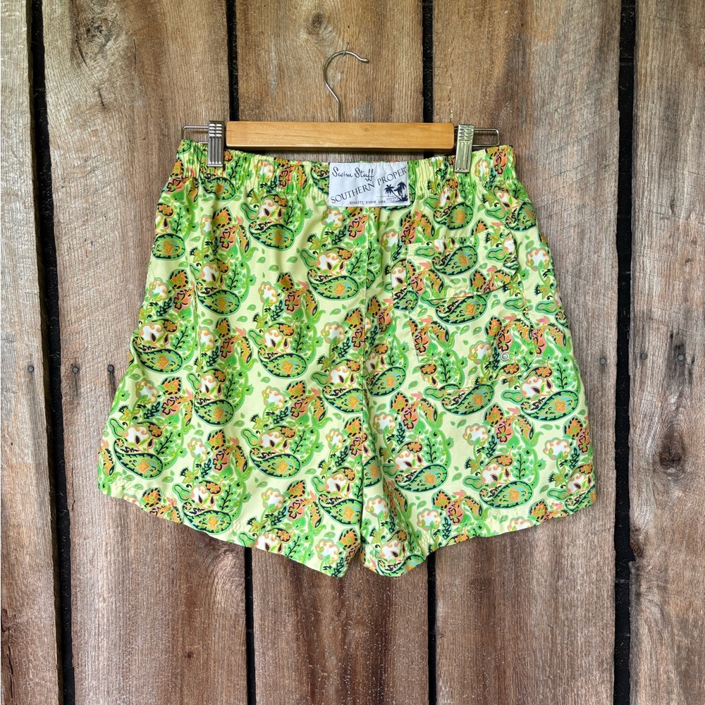 Southern Proper Swim Stuff Preppy Drawstring Shorts. Mesh Lining. Size Medium - Picture 4 of 8